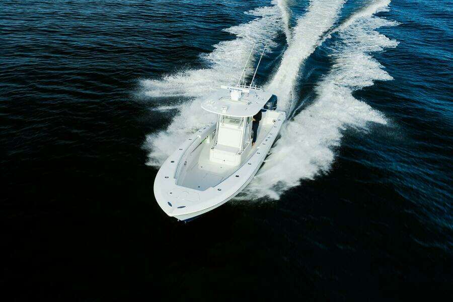 2007 Invincible 33 Open