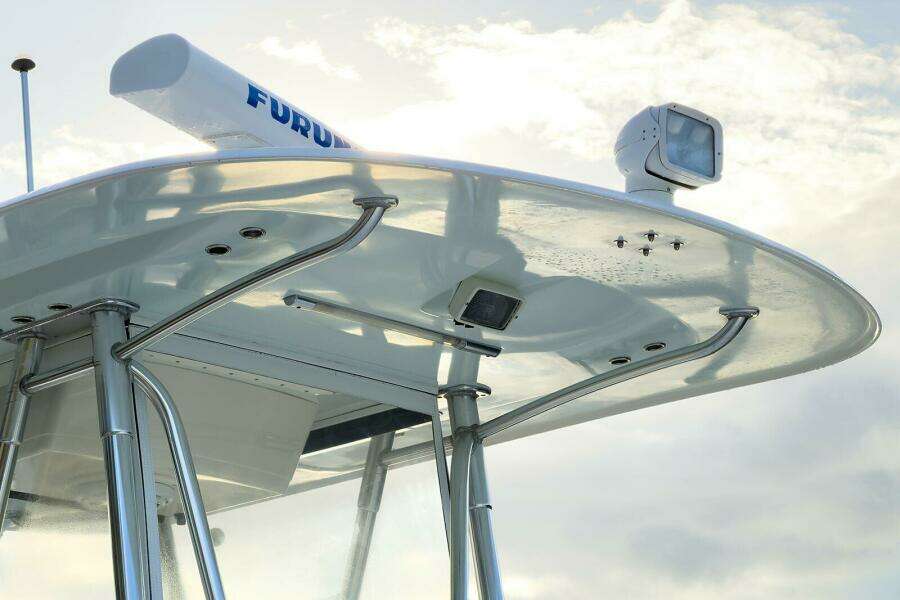 2007 Invincible 33 Open