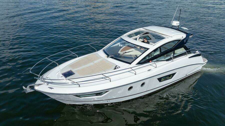 Beneteau 40 - Tis the Seasun - Exterior Profile