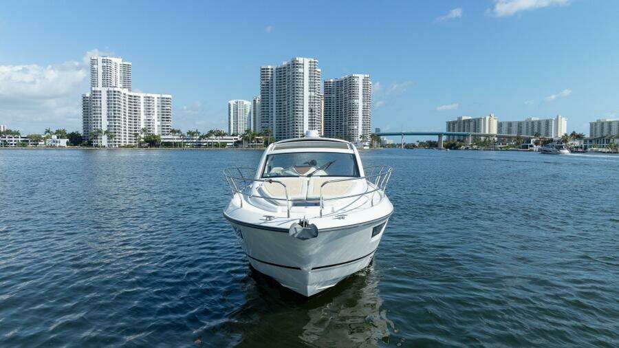 Beneteau 40 - Tis the Seasun - Exterior Profile