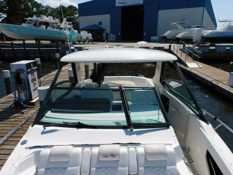 2018 Sea Ray Sundancer 320