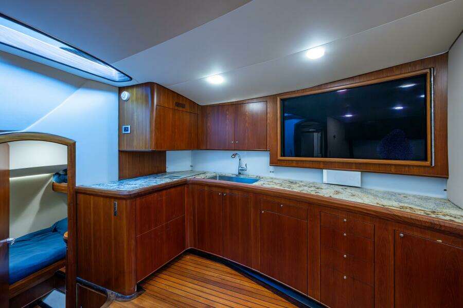 2017 Custom Carolina French Yachts Custom Express Sportfish