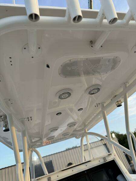2014 Sea Hunter 40 Center Console