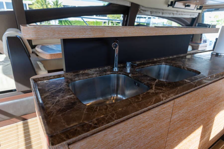 2014 Azimut AZ64 FLY