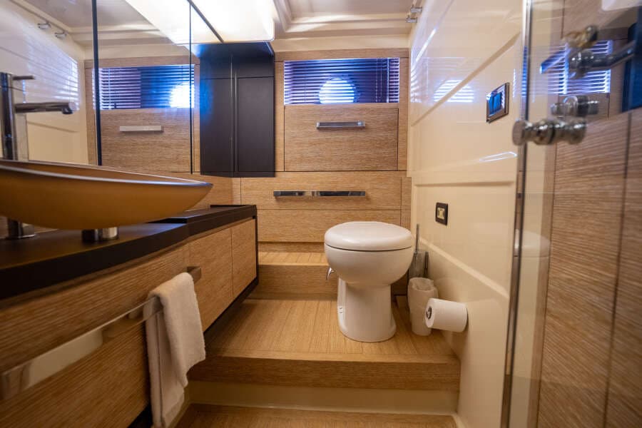 2014 Azimut AZ64 FLY