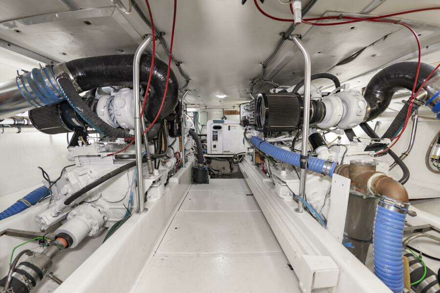 52BuddyDavisFishinFever045