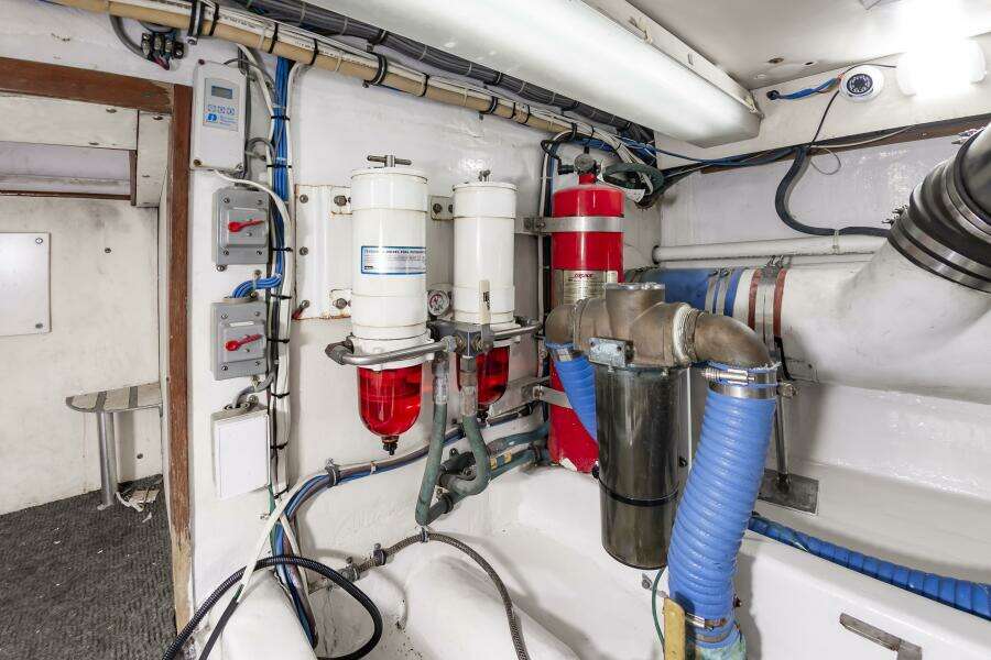 52BuddyDavisFishinFever046