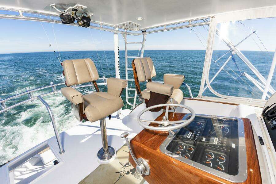 52BuddyDavisFishinFever018