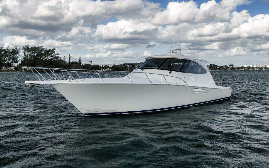 2015 Viking 52 Sport Coupe