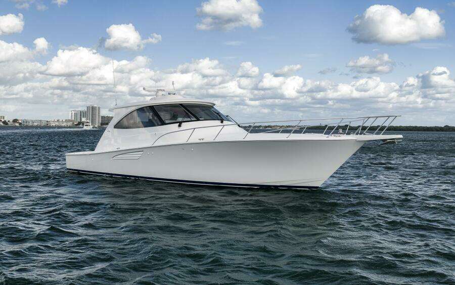 2015 Viking 52 Sport Coupe
