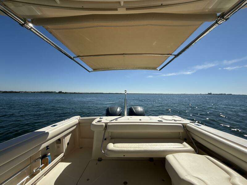 2016 Grady-White 307 Freedom