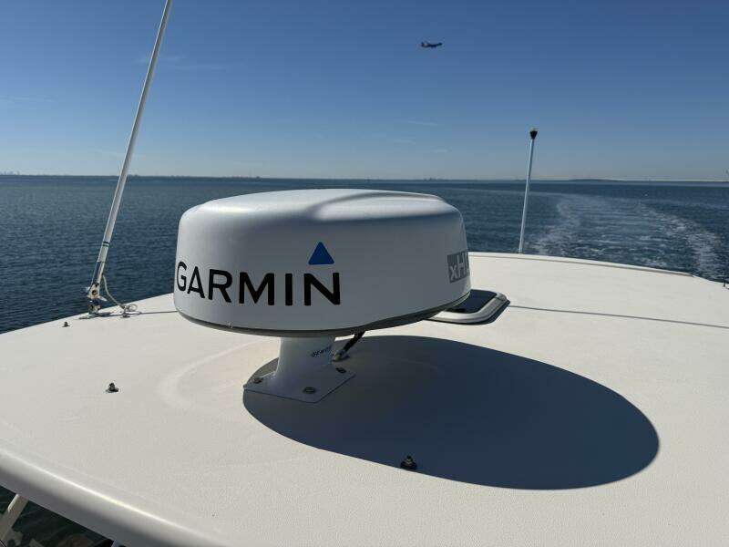 2016 Grady-White 307 Freedom