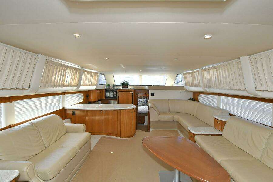 2001 Carver 466 Motor Yacht