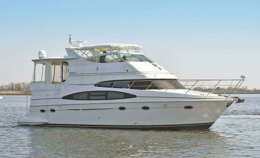 2001 Carver 466 Motor Yacht