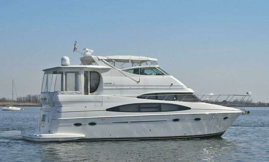 2001 Carver 466 Motor Yacht