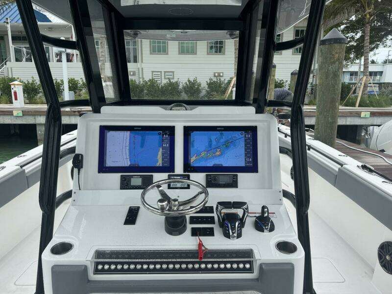 2025 Invincible 35 Catamaran