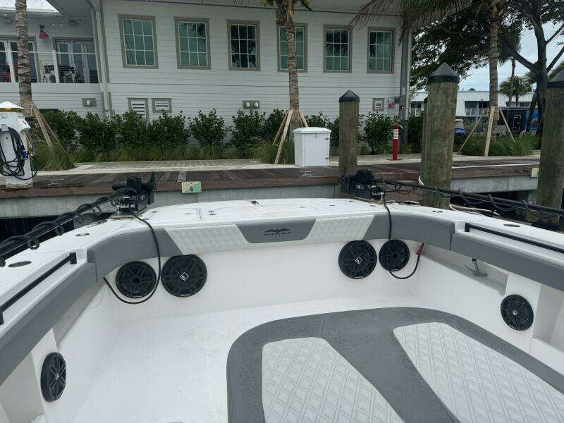 2025 Invincible 35 Catamaran