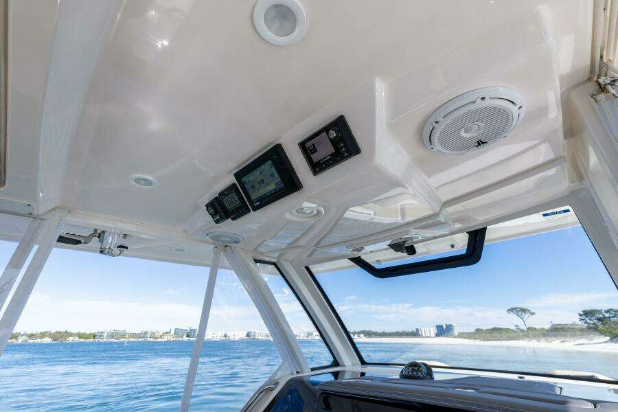 2019 Pursuit S 368 Moon Dogg Hardtop