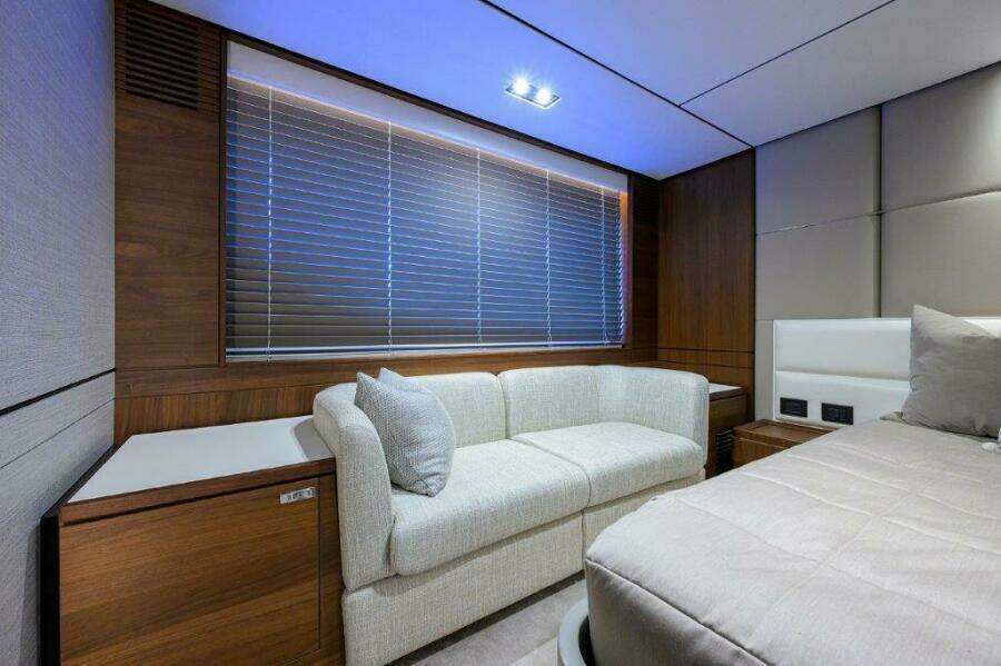 Princess Y78 - Master Stateroom