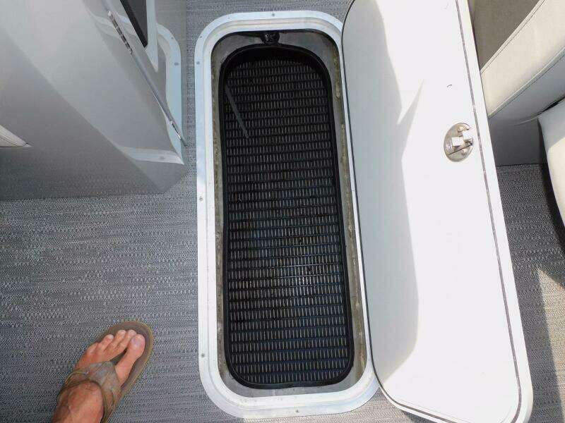 2023 Aqua Patio 275 CBE