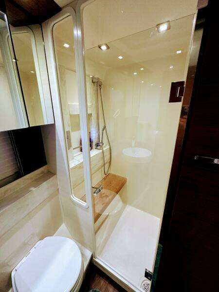 2014 Tiara Yachts 50 Coupe