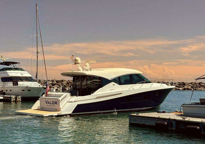 2014 Tiara Yachts 50 Coupe