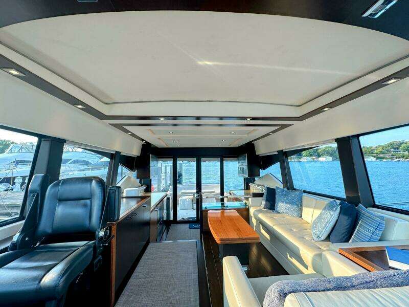 2014 Tiara Yachts 50 Coupe