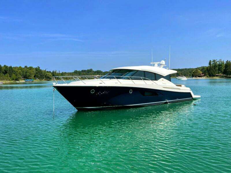 2014 Tiara Yachts 50 Coupe
