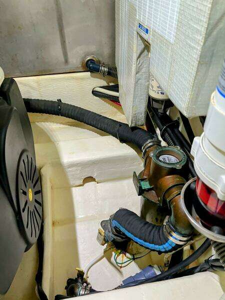 2014 Tiara Yachts 50 Coupe