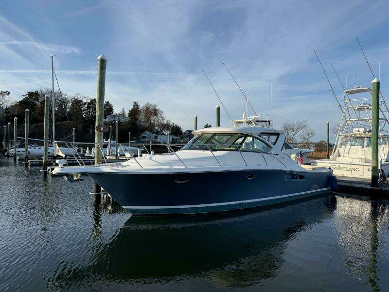 2013 Tiara Yachts 3600 Coronet