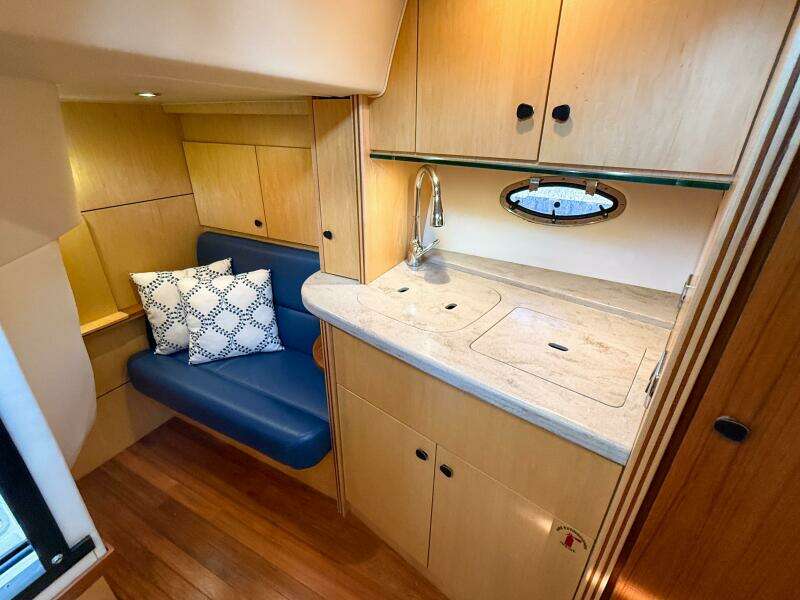 2013 Tiara Yachts 3600 Coronet