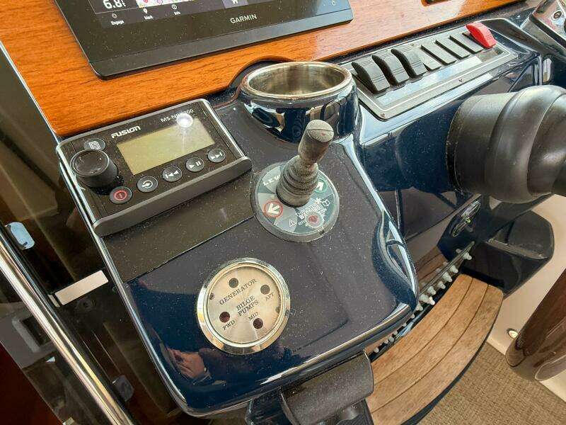 2013 Tiara Yachts 3600 Coronet