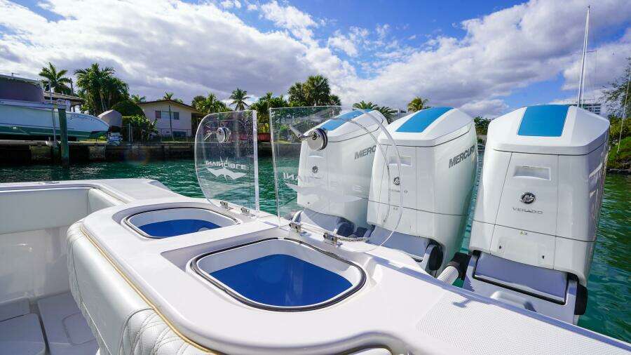 2024 Invincible 43 Open