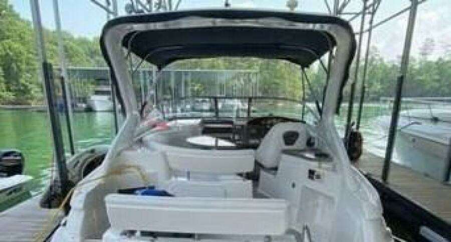 2006 Regal 3060 Window Express