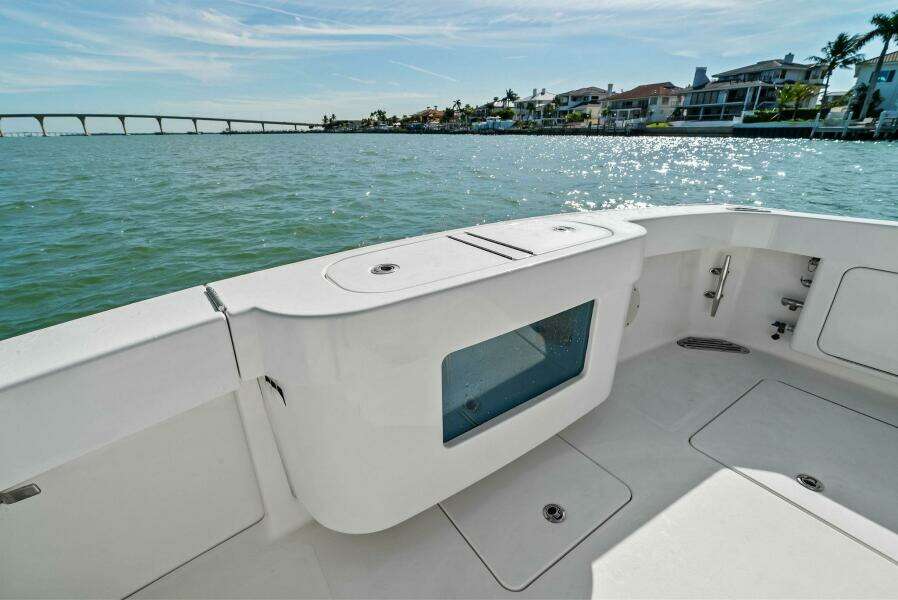 2017 Bertram 35 Flybridge