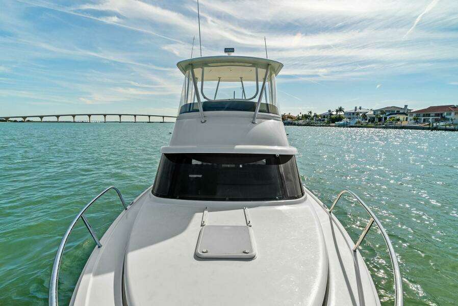 2017 Bertram 35 Flybridge