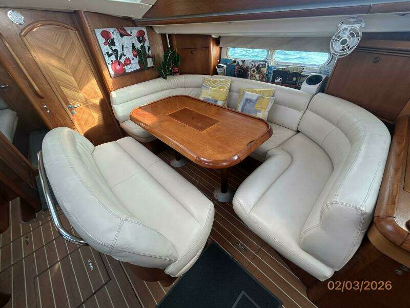 54' Jeanneau salon starboard seating
