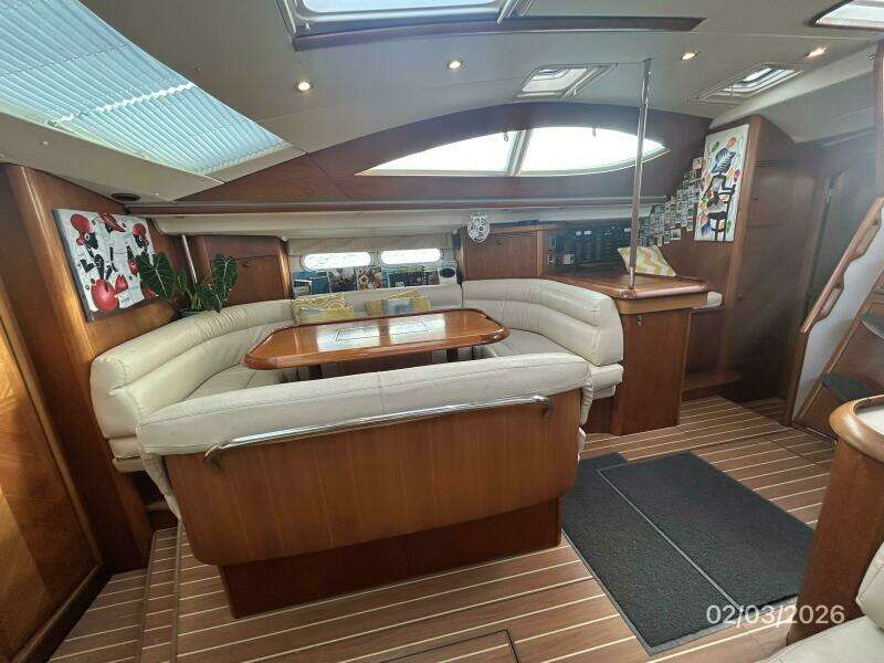 54' Jeanneau salon starboard