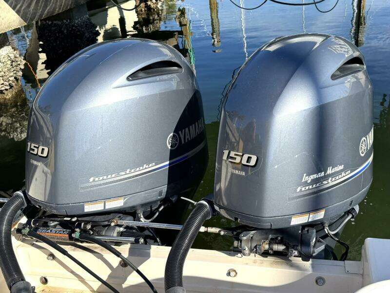 2017 Grady-White Fisherman 257