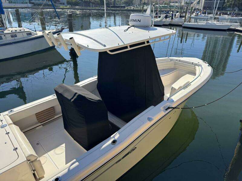 2017 Grady-White Fisherman 257