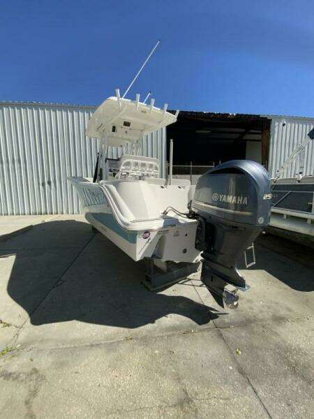 2022 Sea Fox 228 Commander