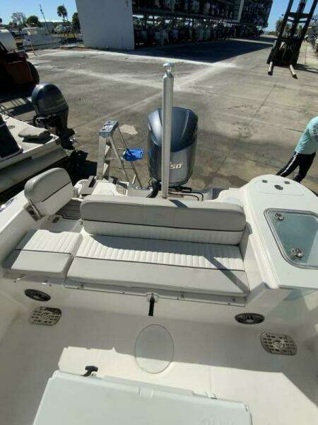 2022 Sea Fox 228 Commander