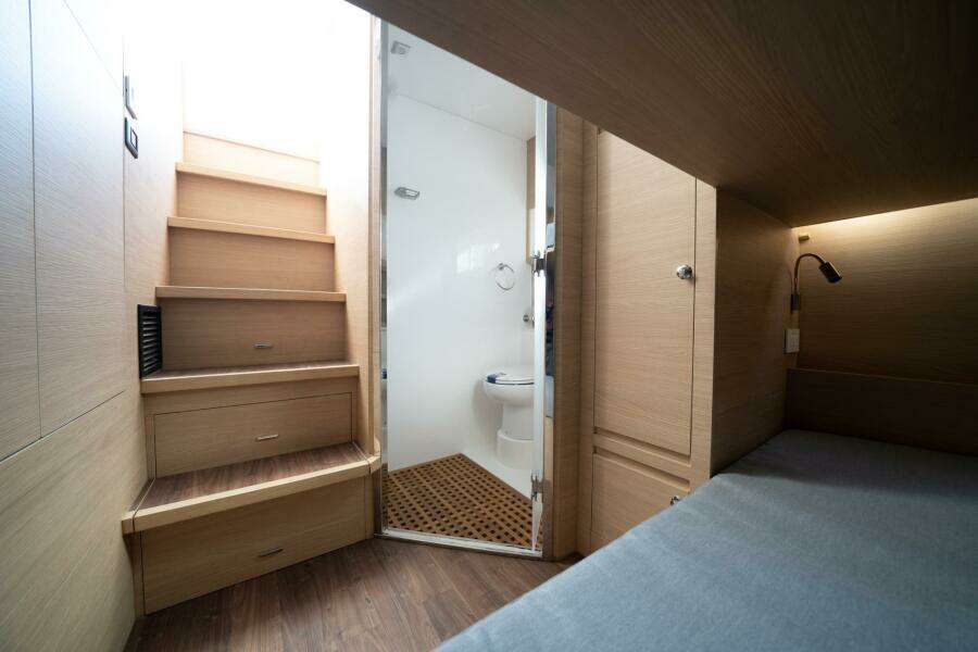 2024 Aquila 54 Yacht