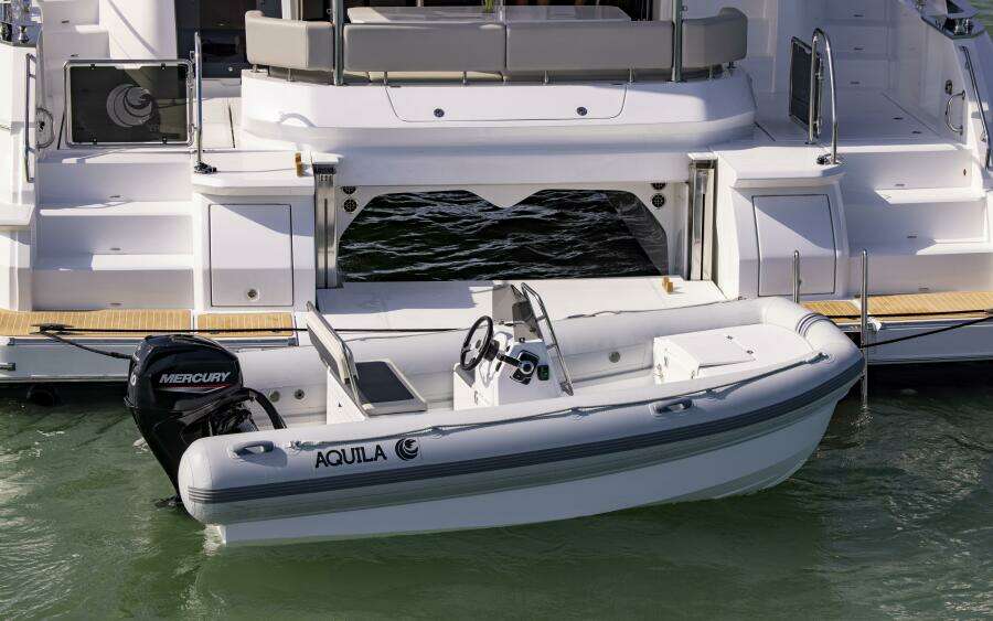 2024 Aquila 54 Yacht