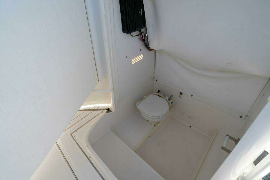 2002 Stamas 270 Tarpon