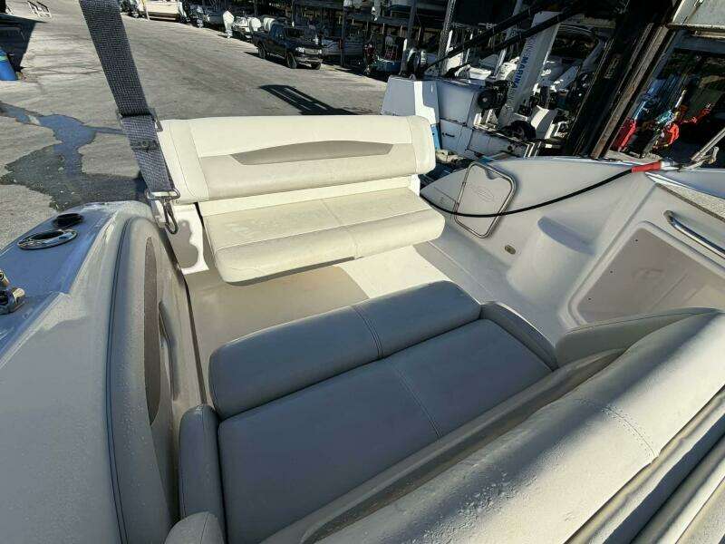 2008 Chaparral 250 Signature