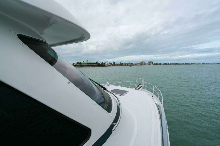 2022 Marlow Explorer 62E-CB