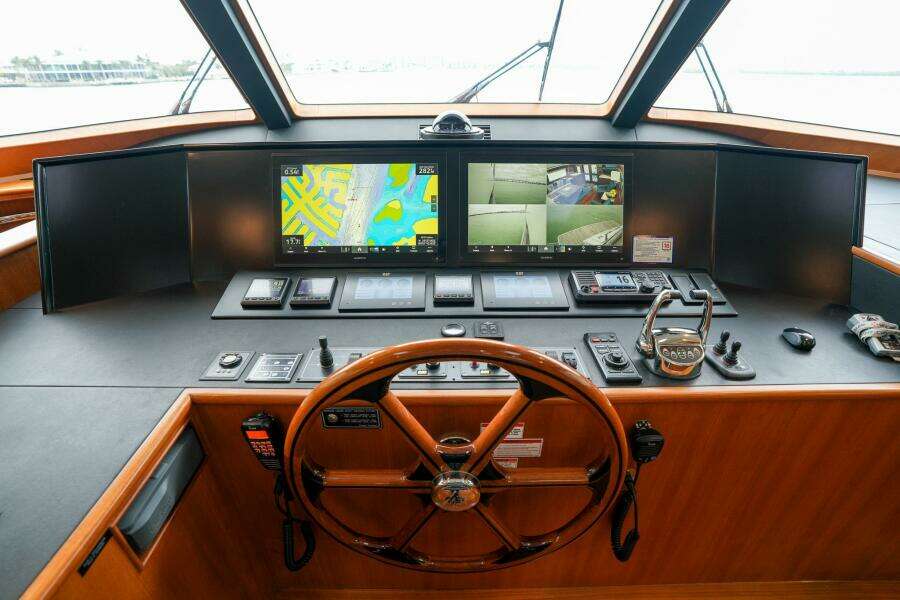 2022 Marlow Explorer 62E-CB