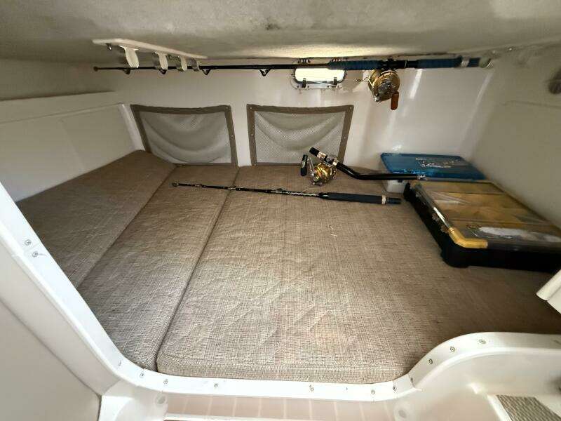 2007 Grady-White Marlin 300