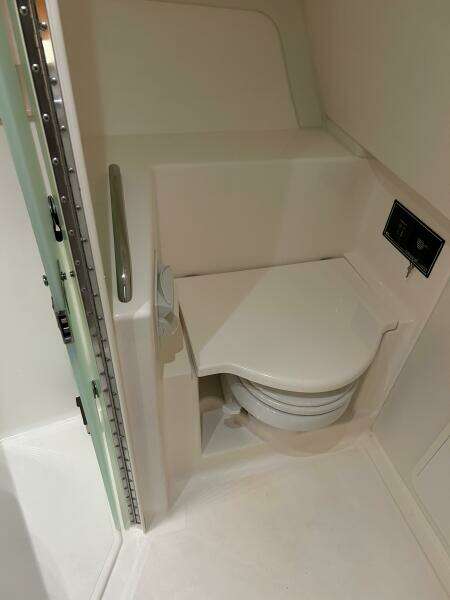 2016 Pursuit OS 385 Offshore